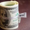 Breaking the Cycle: A Comprehensive Guide to Escaping the Paycheck-to-Paycheck Trap in America