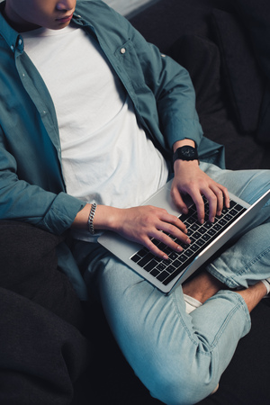 Tech-Savvy Hustles: The Best Online Gigs for Accelerating Your FIRE Timeline